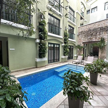 Amazinn Places Casco Viejo Billiard Table And Pool パナマ・シティー エクステリア 写真