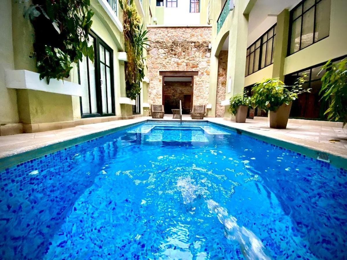 Amazinn Places Casco Viejo Billiard Table And Pool パナマ・シティー エクステリア 写真